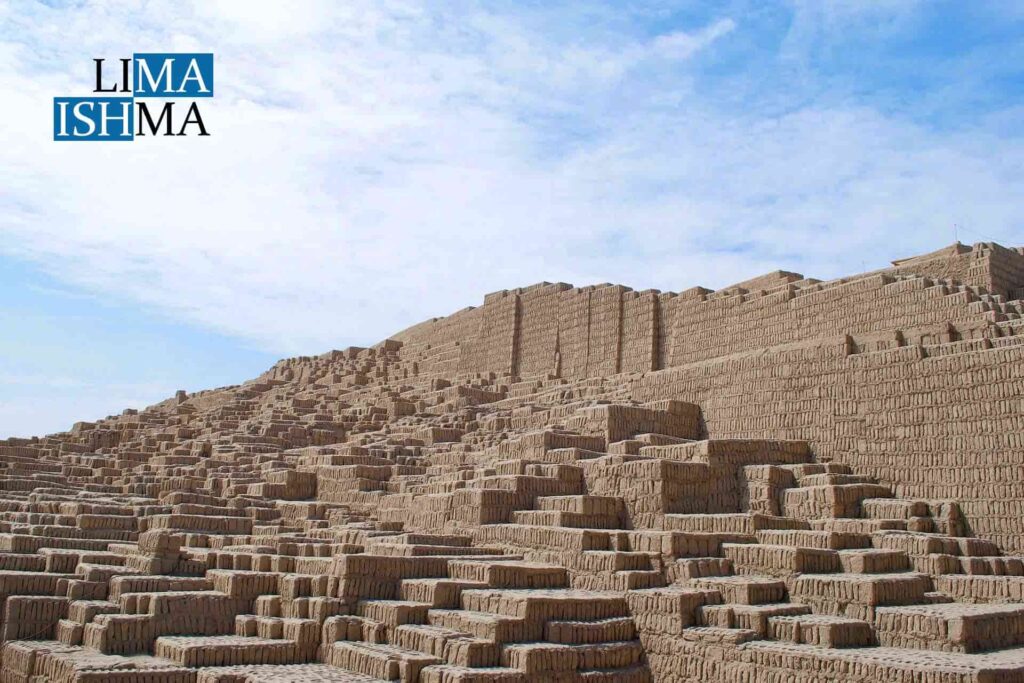 Centro Ceremonial Pre Inca -- Huaca Pucllana